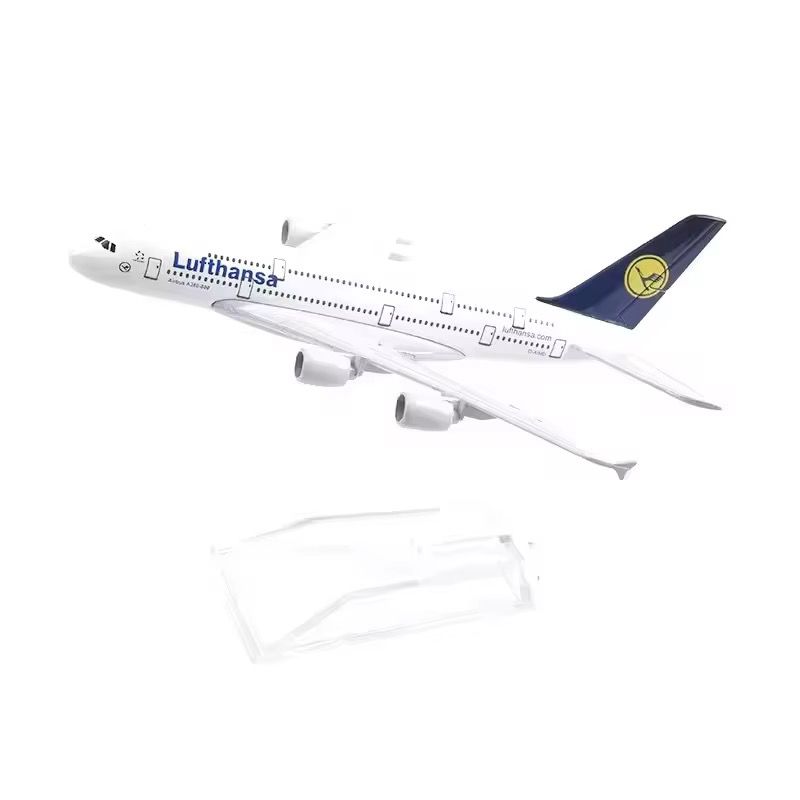 Lufthansa Airbus A350 (New Livery)