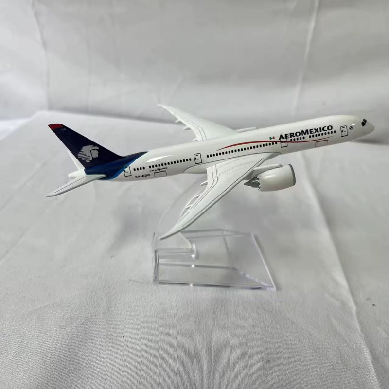 Aeroméxico Boeing 787 (1:400)